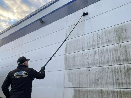 Cladding Cleaning by Unique Exterior Cleaning